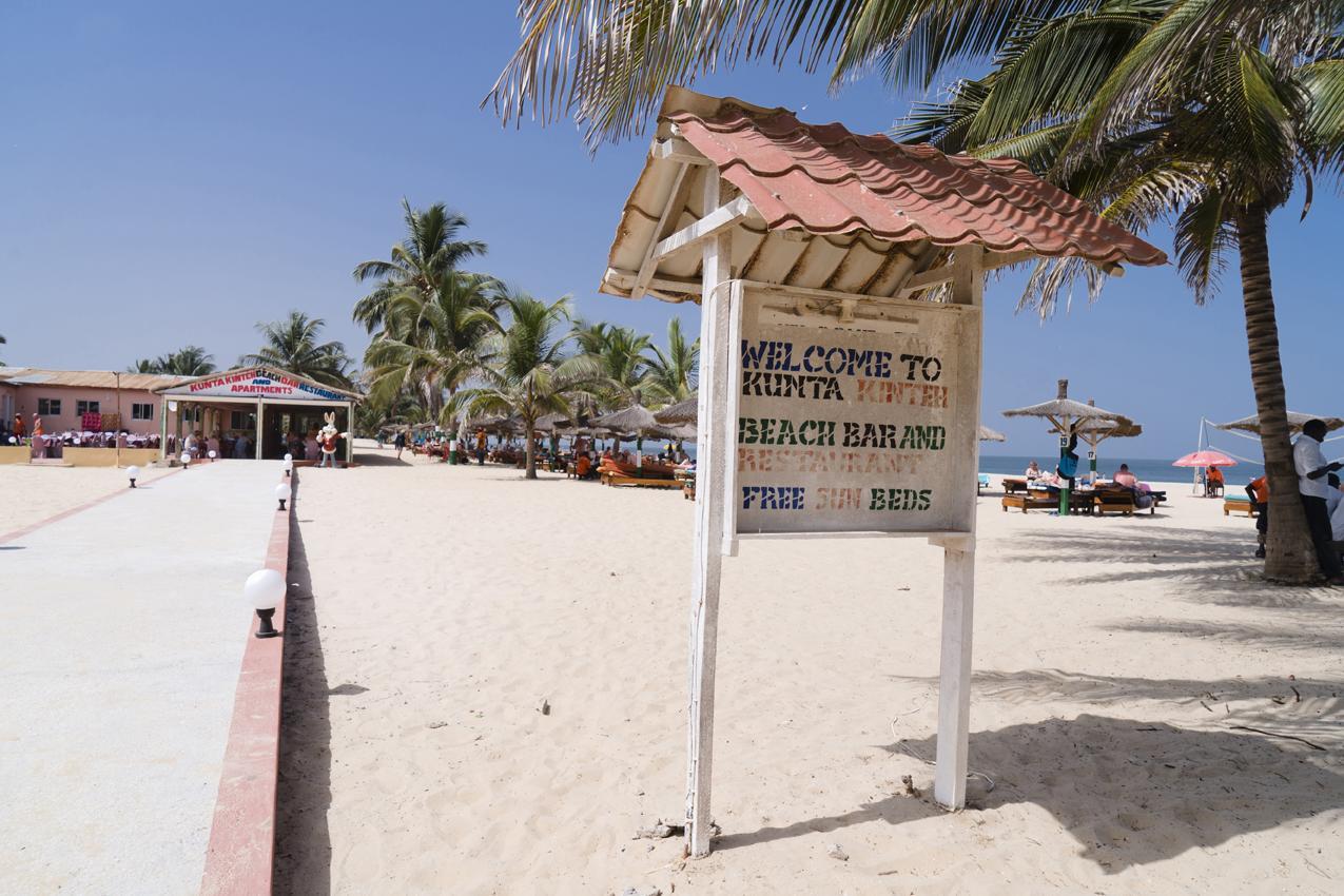 Kunta Kinteh Beach Complex Kotu Buitenkant foto